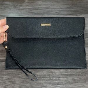 EUC Elim& Paul Black Wristlet/Clutch